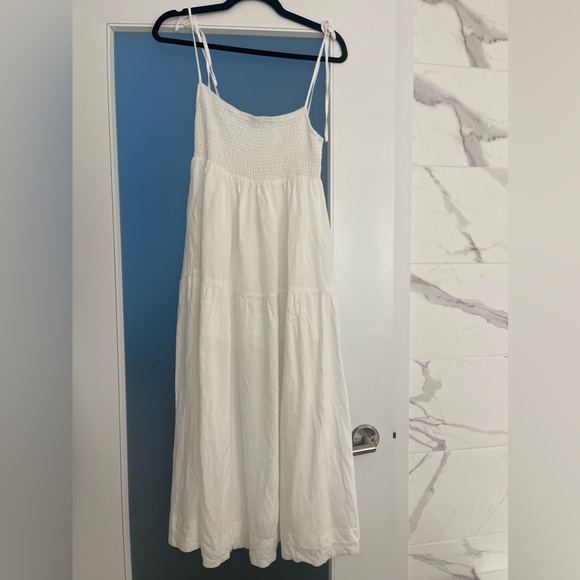 ASTR the label white long dress - Picture 1 of 3